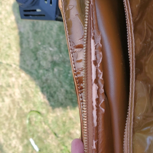 💥💥SOLD💥💥LV Bronze Tompkins Square Sachel - Picture 14 of 17